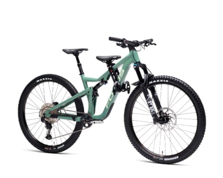 Kids Ride Shotgun SHOTGUN SEAT, attached to a bicycle.