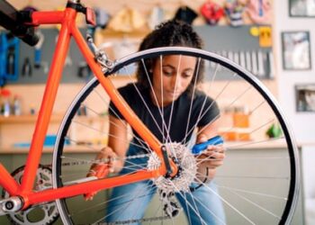 Back on ya bike! How to keep your bicycle running smoothly and save amid the fuel crisis