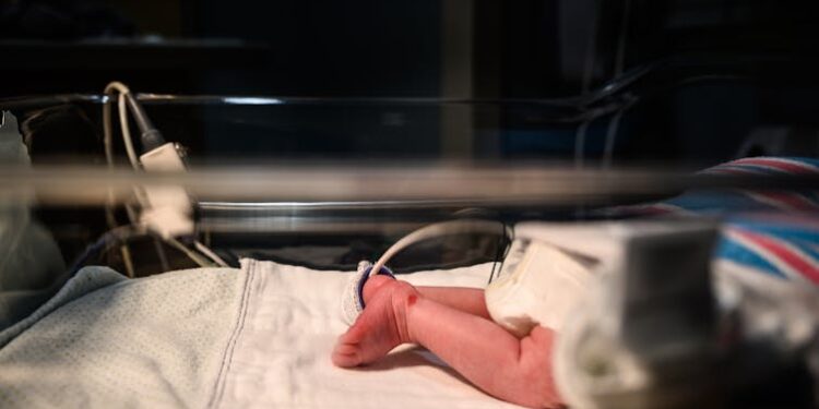 Kratom poisonings surged 1,200% over the past decade, and regulators are struggling to keep up with the dangers