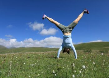 49 ways to have fun right now! Skydive in a wind tunnel, count dogs and run like a three-year-old