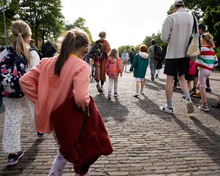 Dutch children are unusually happy and healthy. Is it because of the Avondvierdaagse?