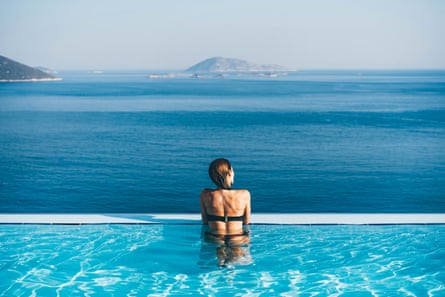 A £350 swimming pool fee ruined our easyJet holiday