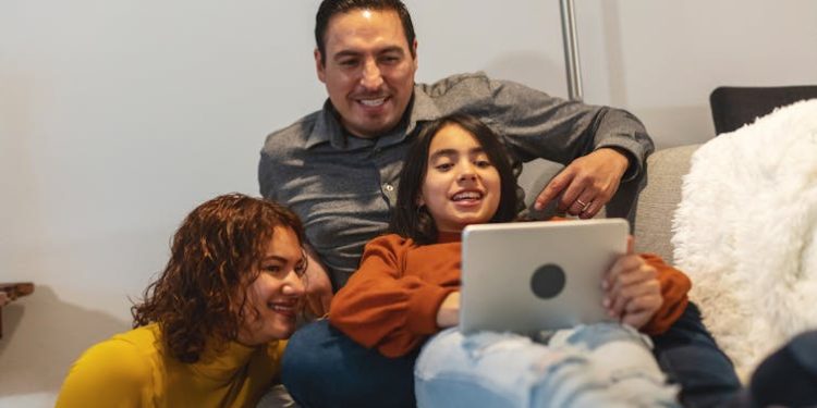 Dads today talk more freely with their teens about sex and relationships