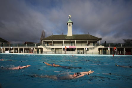 Swimmers at Peterborough lido