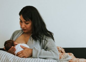 Most breastfeeding mothers take medication, but many are making decisions without good information