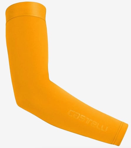 Castelli gold arm warmer for cyclists